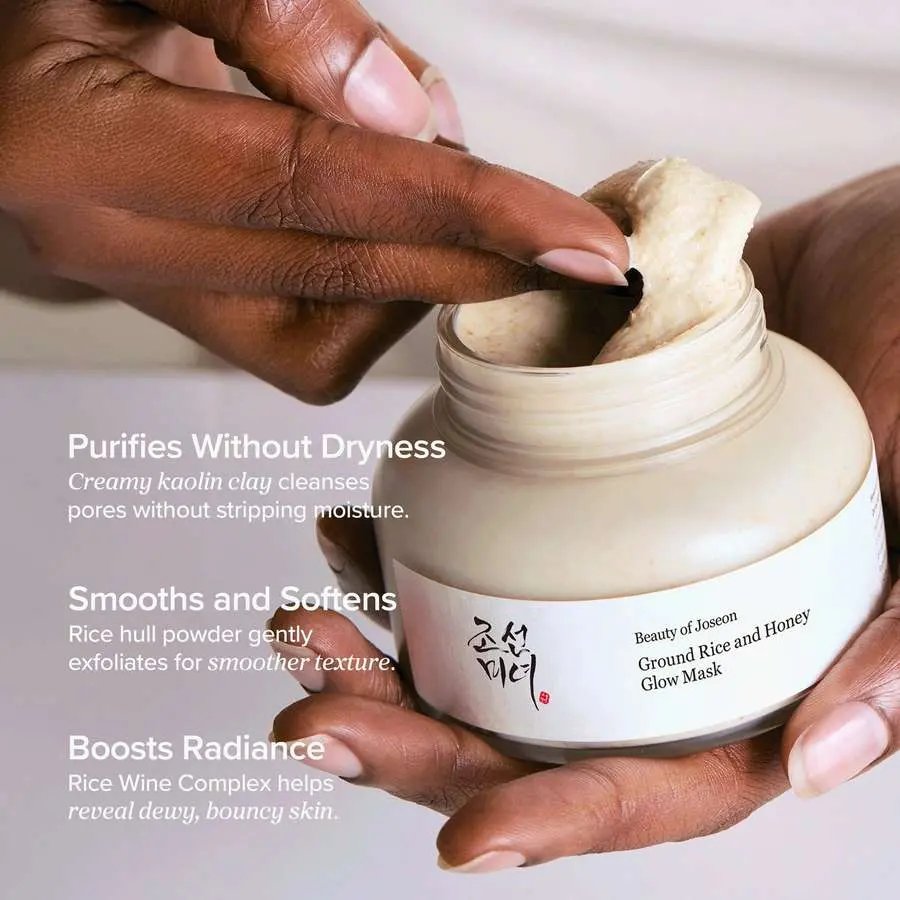 ground-rice-honey-glow-mask-7.webp